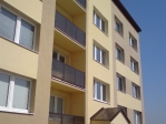 BD V.Vaculky 1009 Uh.Hradištěš Východ.JPG