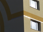 Hotel Gran Beroun nerez lišta na fasádě detail.